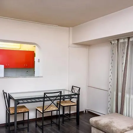Piata Alba Iulia Apartments Апартаменти